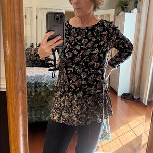 Floral Black Long Sleeve Top with peplum. Gorgeous!!!